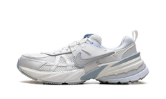 V2K Run WMNS"Platinum Tint Summit White Light Smoke Grey" FD0736 009