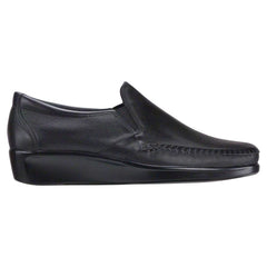 Women's Dream Slip On Loafer in Black