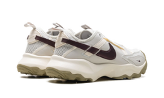 TC 7900 WMNS"Light Bone Burgundy Crush" DD9682 003