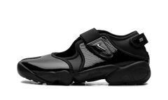 Air Rift WMNS"Black" IB8954 001