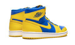 1 Retro High OG "Laney" 555088 707