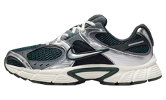 V5 RNR WMNS"Seaweed Metallic Silver" HQ7901 300