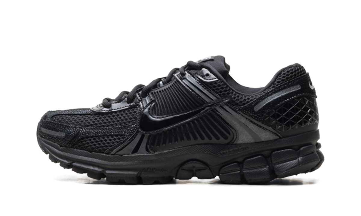Zoom Vomero 5 WMNS"Black Patent" II6236 001